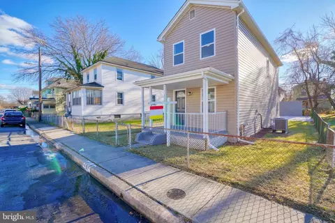 106 Walnut Ave, Dundalk, MD 21222