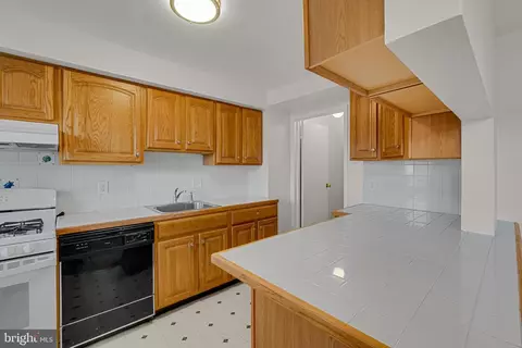 619 Kingston Rd, Middle River, MD 21220 photo 5