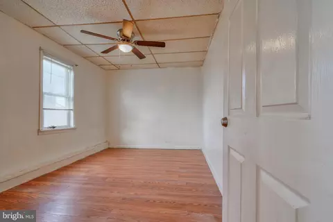 2121 Sparrows Point Rd, Sparrows Point, MD 21219 photo 5