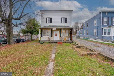 2121 Sparrows Point Rd, Sparrows Point, MD 21219