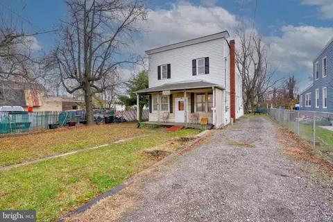 2121 Sparrows Point Rd, Sparrows Point, MD 21219 photo 2