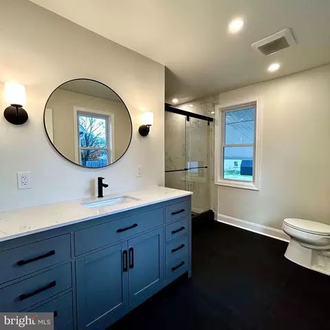 3211 Lynch Rd, Sparrows Point, MD 21219 photo 4