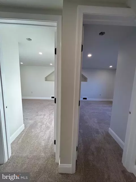 3211 Lynch Rd, Sparrows Point, MD 21219 photo 14