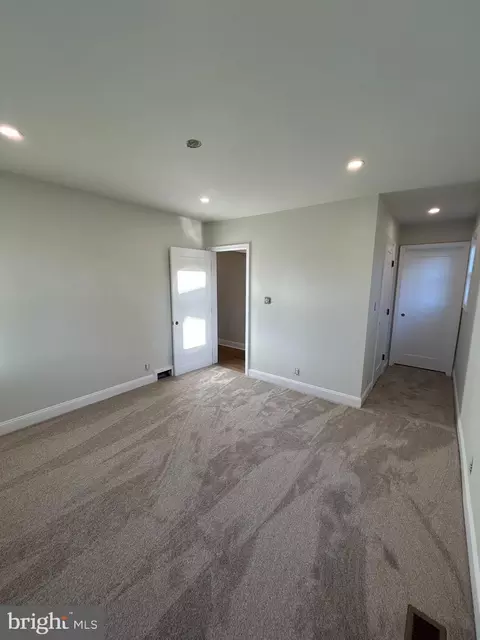 3211 Lynch Rd, Sparrows Point, MD 21219 photo 16