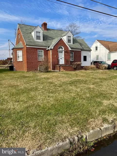 6520 Corkley Rd, Rosedale, MD 21237