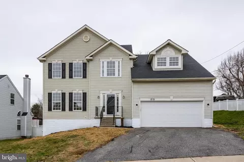 2712 Rona Rd, Gwynn Oak, MD 21207