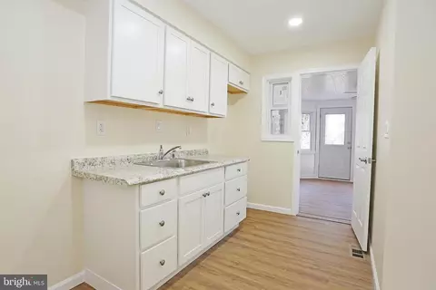911 Elton Ave, Baltimore, MD 21224 photo 4