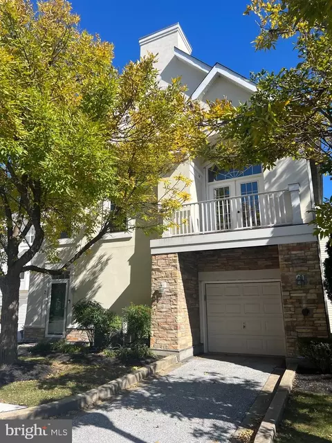 2 Barbican Way, Pikesville, MD 21208