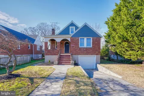 7906 Old Harford Rd, Parkville, MD 21234