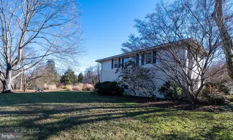 Exterior - 5 Dalebrook Dr, Phoenix, MD 21131 photo 5 of 24