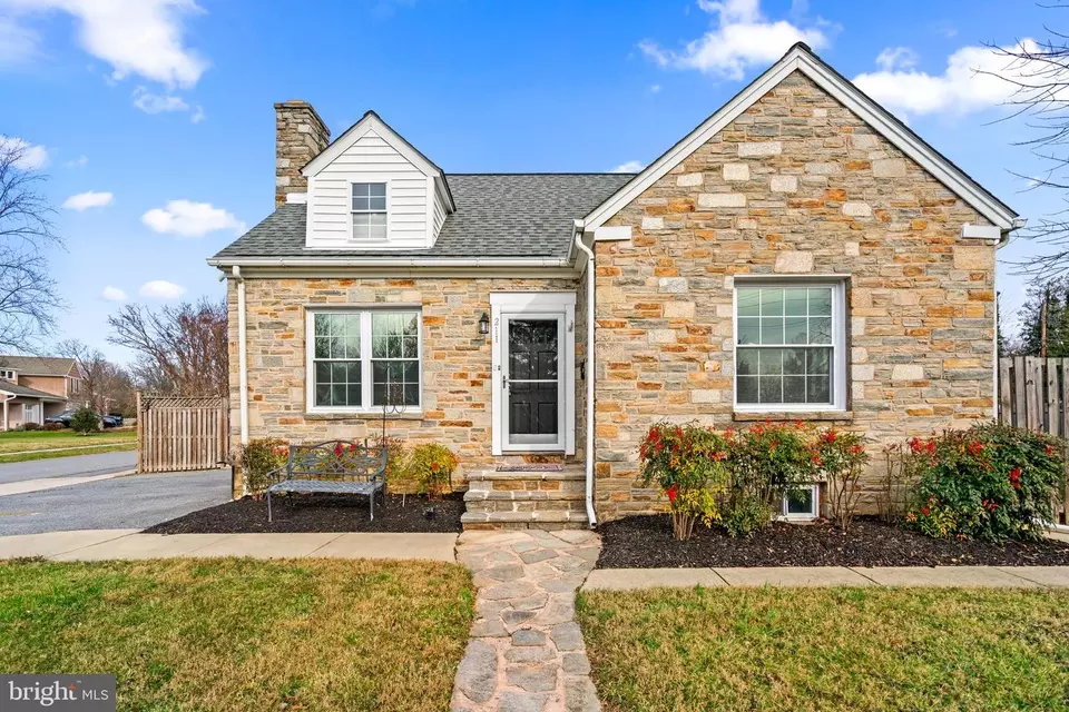 211 S Rolling Rd, Catonsville, MD 21228 1 photo Movoto