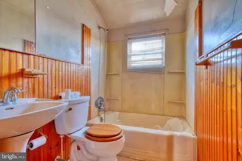 1945 Frames Rd, Dundalk, MD 21222 photo 11