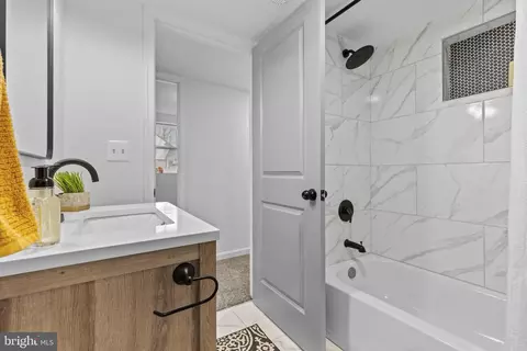 7119 Cunning Cir, Middle River, MD 21220 photo 43
