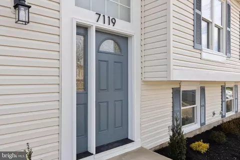7119 Cunning Cir, Middle River, MD 21220 photo 2