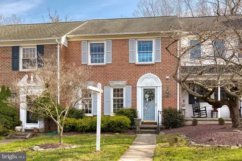 7 Tullycross Ct, Lutherville Timonium, MD 21093