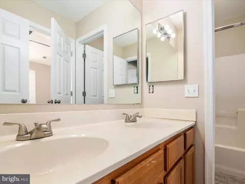 635 Hunting Fields Rd, Middle River, MD 21220 photo 14