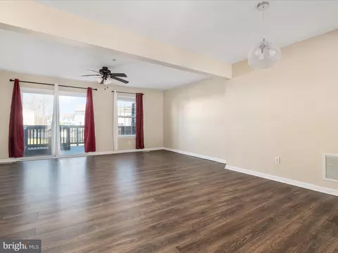 635 Hunting Fields Rd, Middle River, MD 21220 photo 15