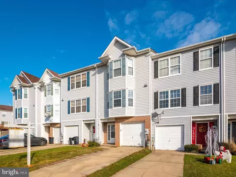 635 Hunting Fields Rd, Middle River, MD 21220 photo 5