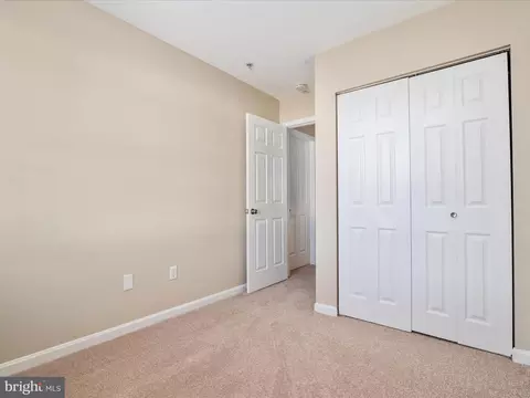 635 Hunting Fields Rd, Middle River, MD 21220 photo 7