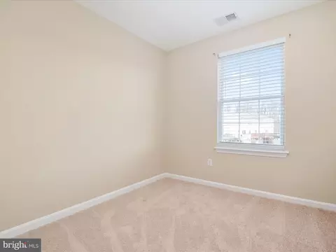 635 Hunting Fields Rd, Middle River, MD 21220 photo 10