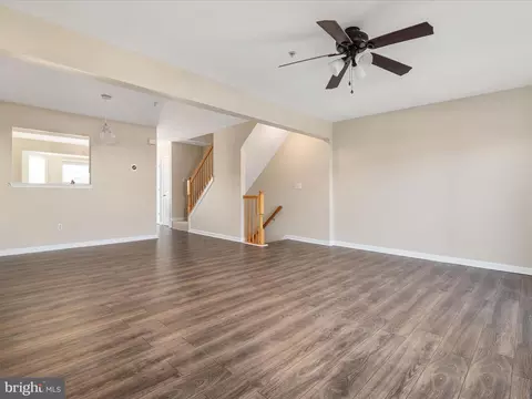 635 Hunting Fields Rd, Middle River, MD 21220 photo 17