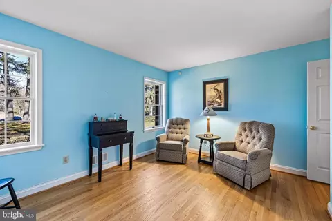 Living - 13401 Cambria Farms Rd, Phoenix, MD 21131 photo 5 of 7