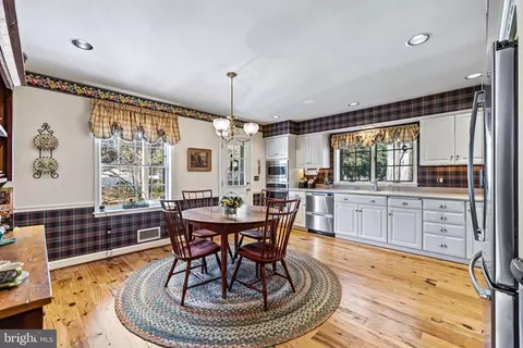 Dining - 13401 Cambria Farms Rd, Phoenix, MD 21131 photo 1 of 5