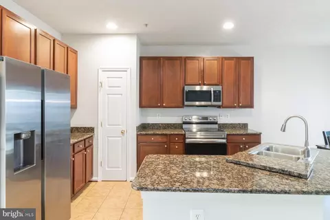 609 Tinker Rd, Middle River, MD 21220 photo 10