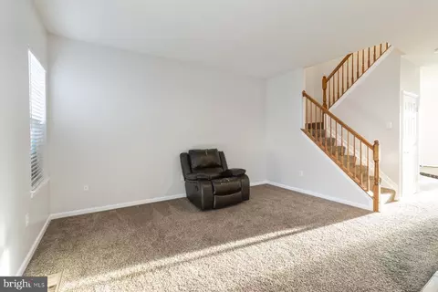 609 Tinker Rd, Middle River, MD 21220 photo 6