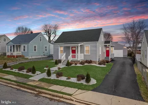 9 Crafton Rd, Essex, MD 21221