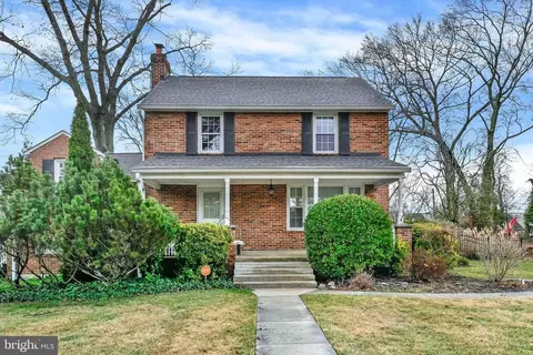 15 Othoridge Rd, Lutherville Timonium, MD 21093