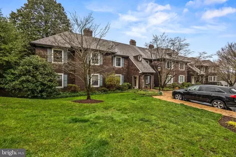 5 Devon Hill Rd #A2, Baltimore, MD 21210 photo 1