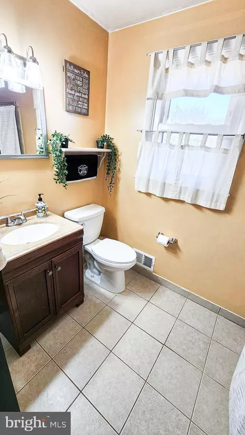 9806 Gunforge Rd, Perry Hall, MD 21128 photo 18