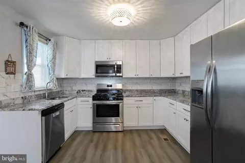 5941 Central Ave, Woodlawn, MD 21207