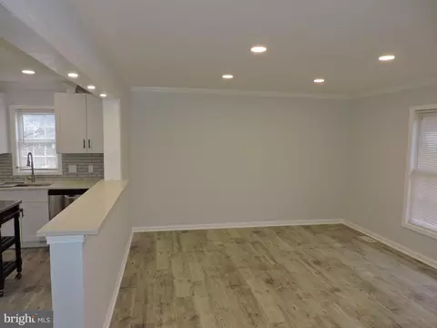 2913 N A N Rolling Rd, Windsor Mill, MD 21244 photo 17
