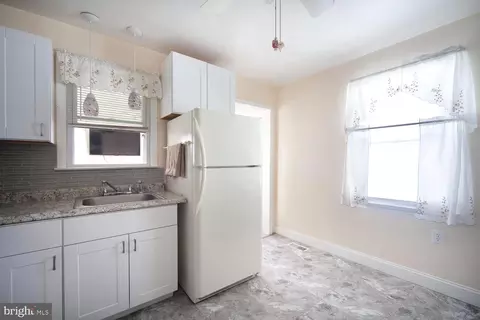 418 Lorraine Ave, Essex, MD 21221 photo 7