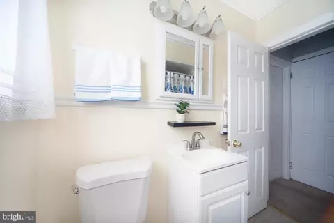 418 Lorraine Ave, Essex, MD 21221 photo 15