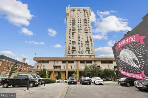 28 Allegheny Ave #806, Towson, MD 21204