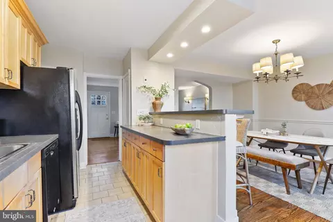 36 Murdock Rd, Baltimore, MD 21212 photo 15