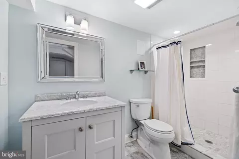 325 Old Trail Rd, Baltimore, MD 21212 photo 27