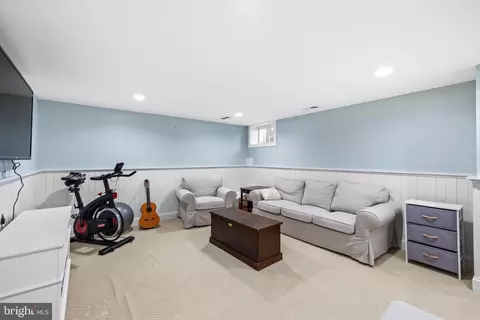 325 Old Trail Rd, Baltimore, MD 21212 photo 26