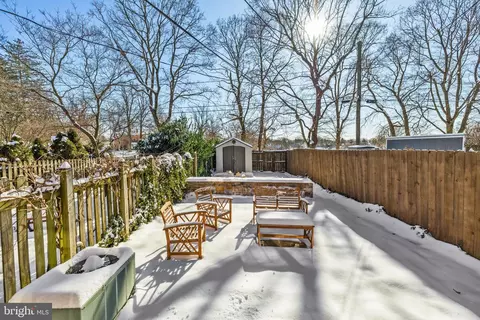 325 Old Trail Rd, Baltimore, MD 21212 photo 29