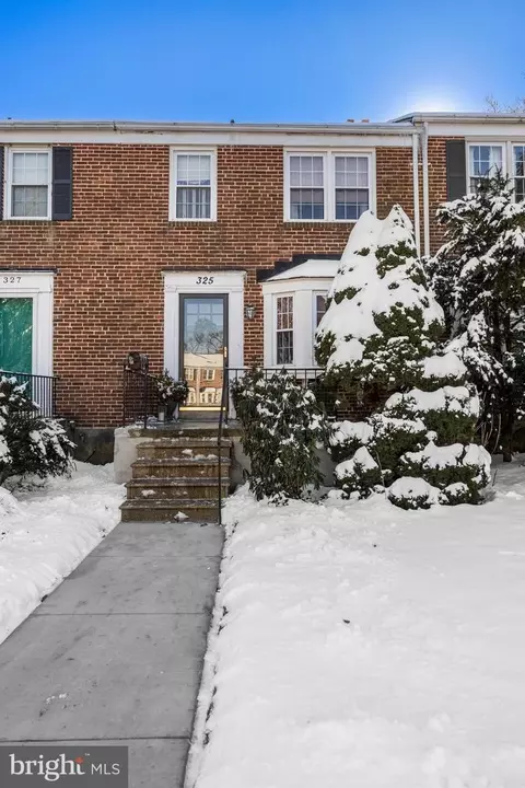 325 Old Trail Rd, Baltimore, MD 21212 photo 3