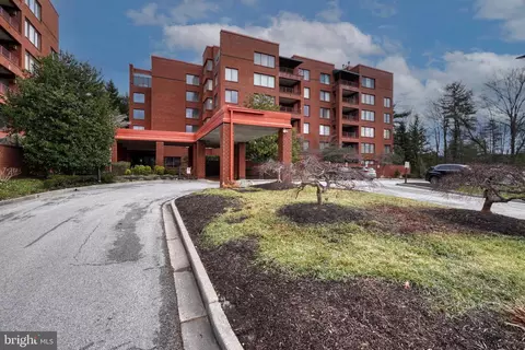 1 Gristmill Ct #508, Pikesville, MD 21208
