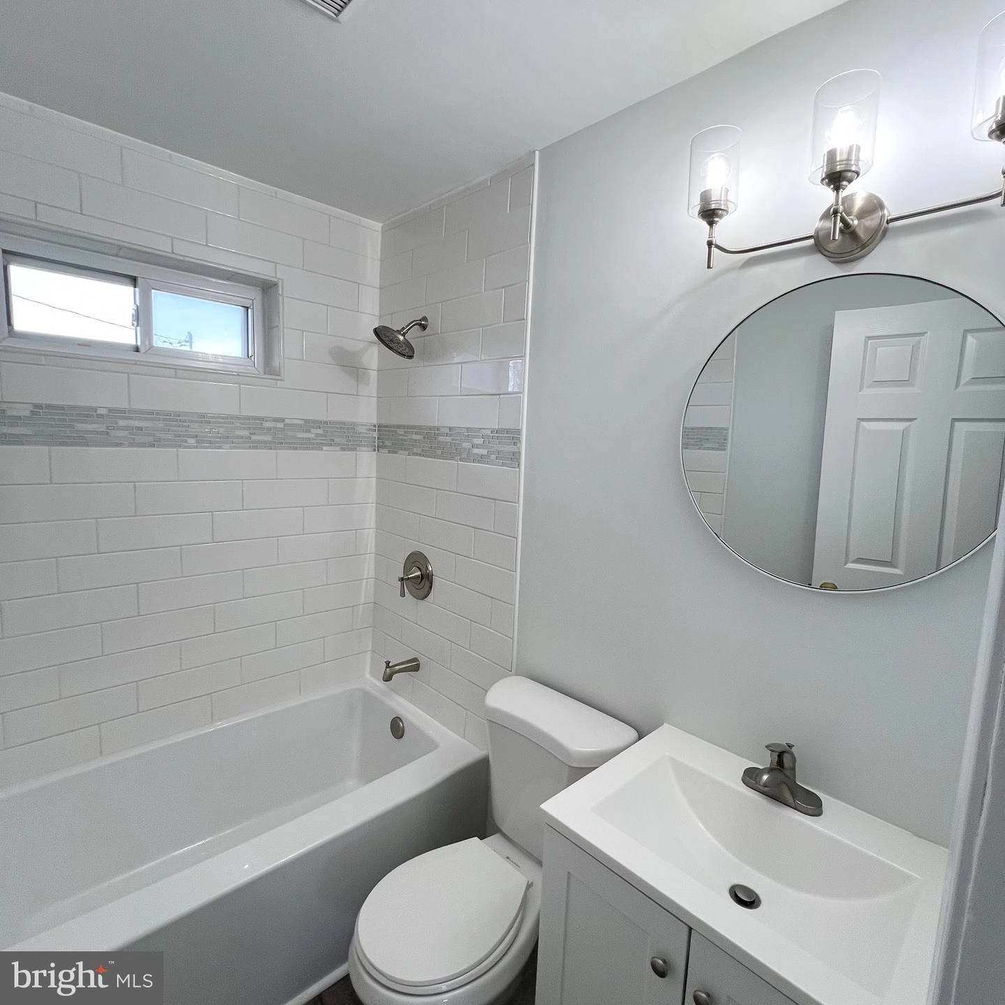 102 Propeller Dr, Middle River, MD 21220 photo 18