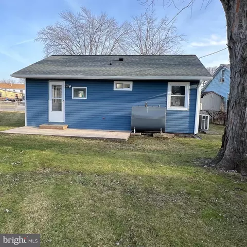 102 Propeller Dr, Middle River, MD 21220 photo 19