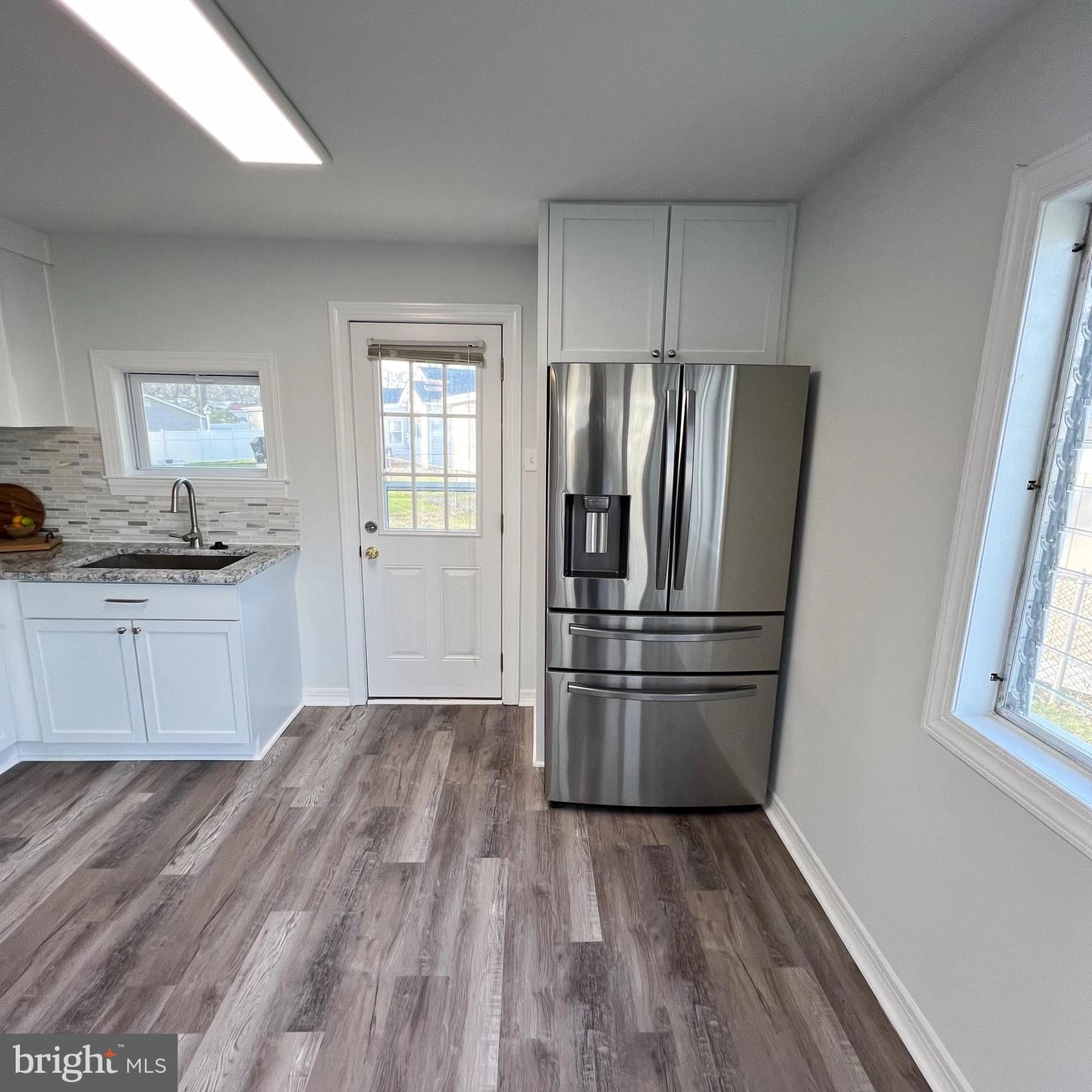 102 Propeller Dr, Middle River, MD 21220 photo 7