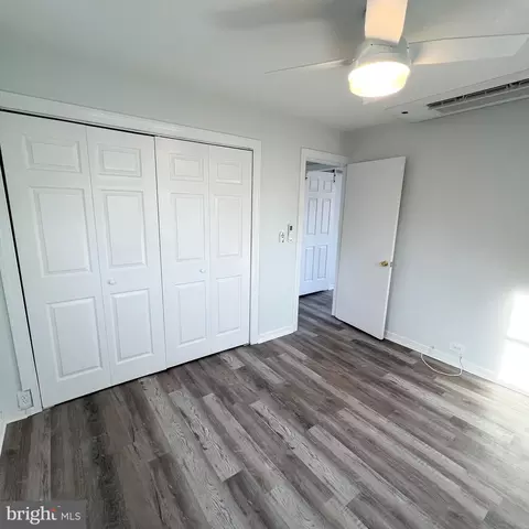 102 Propeller Dr, Middle River, MD 21220 photo 14