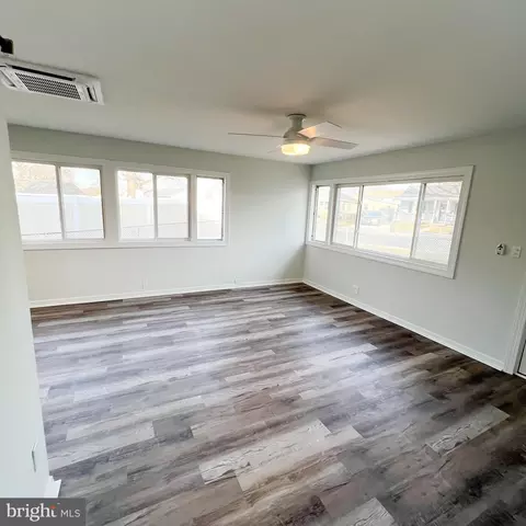 102 Propeller Dr, Middle River, MD 21220 photo 11