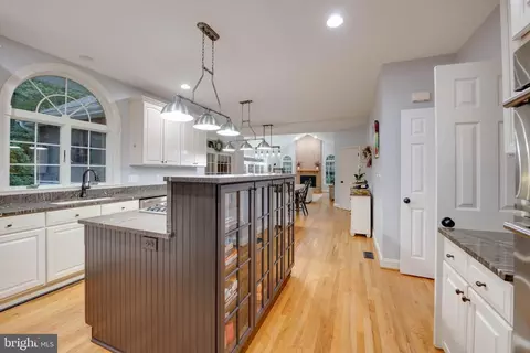 14420 Katie Rd, Phoenix, MD 21131 photo 4